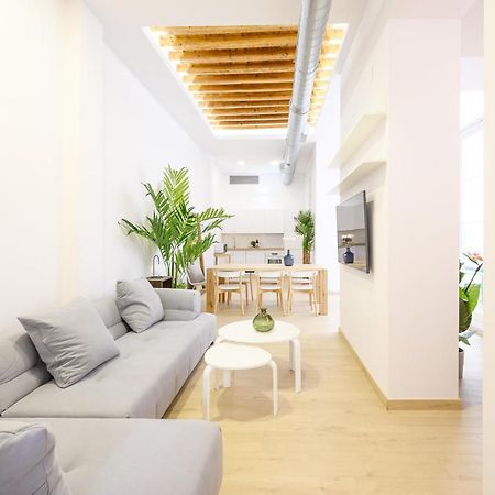 Modern 3 Bedroom, City Center With Patio & High Ceilings By 10Tosea Málaga Esterno foto