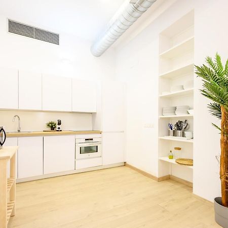 Modern 3 Bedroom, City Center With Patio & High Ceilings By 10Tosea Málaga Esterno foto