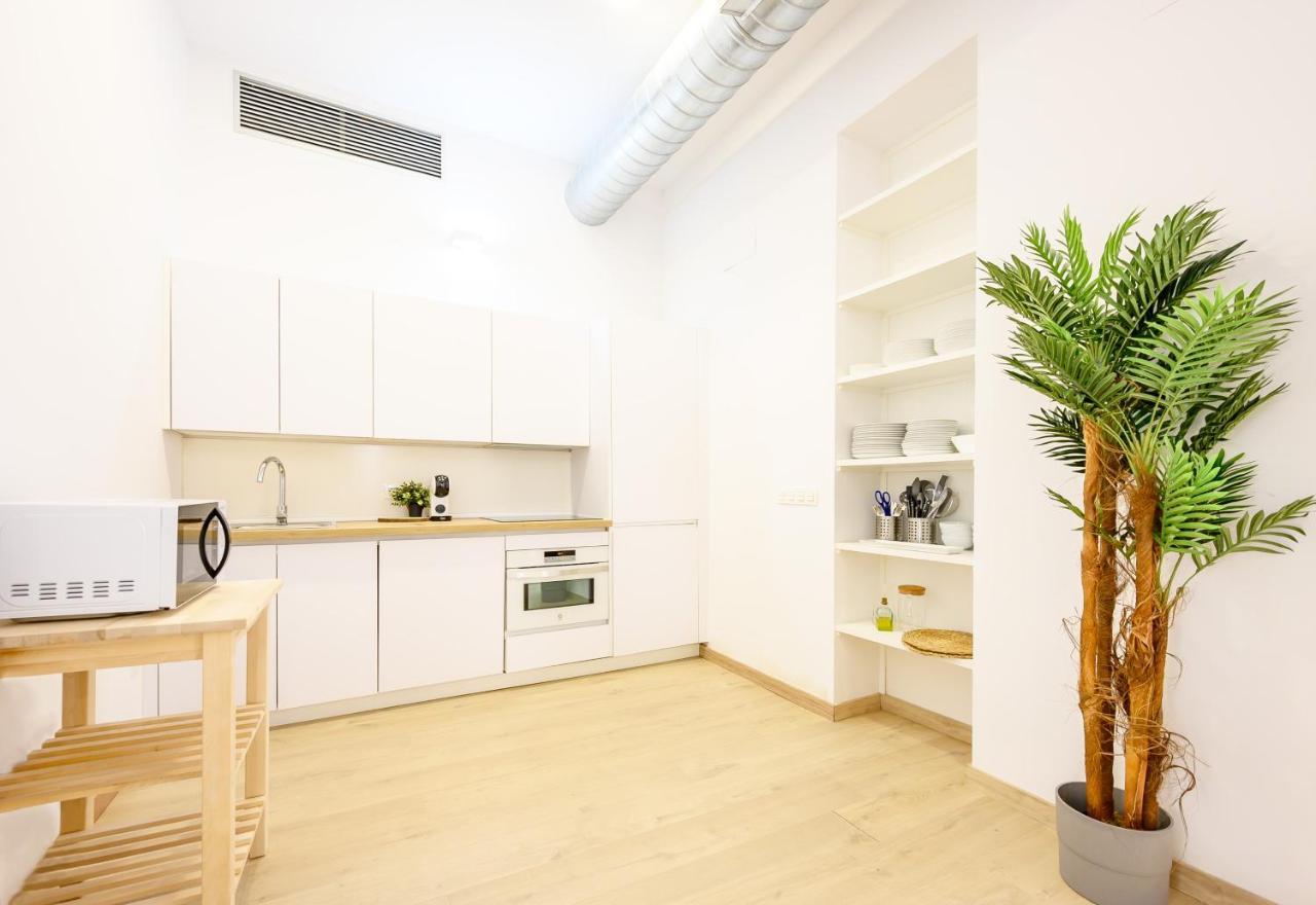 Modern 3 Bedroom, City Center With Patio & High Ceilings By 10Tosea Málaga Esterno foto