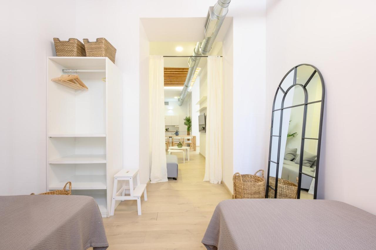 Modern 3 Bedroom, City Center With Patio & High Ceilings By 10Tosea Málaga Esterno foto