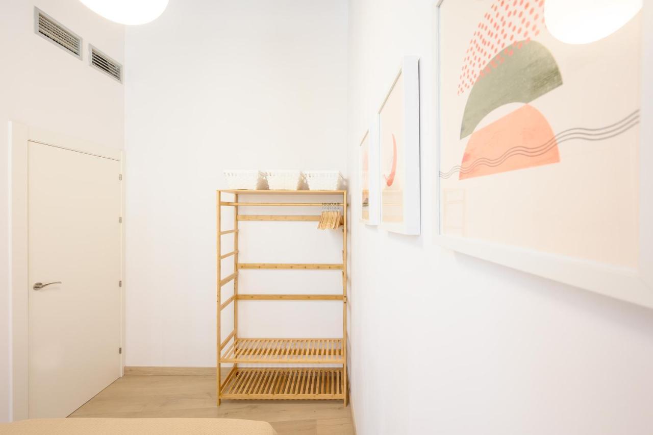 Modern 3 Bedroom, City Center With Patio & High Ceilings By 10Tosea Málaga Esterno foto